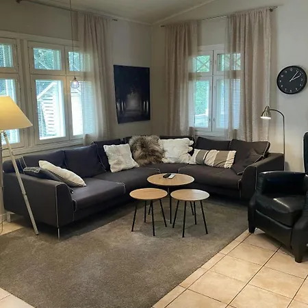 Spacious For 5 With Sauna