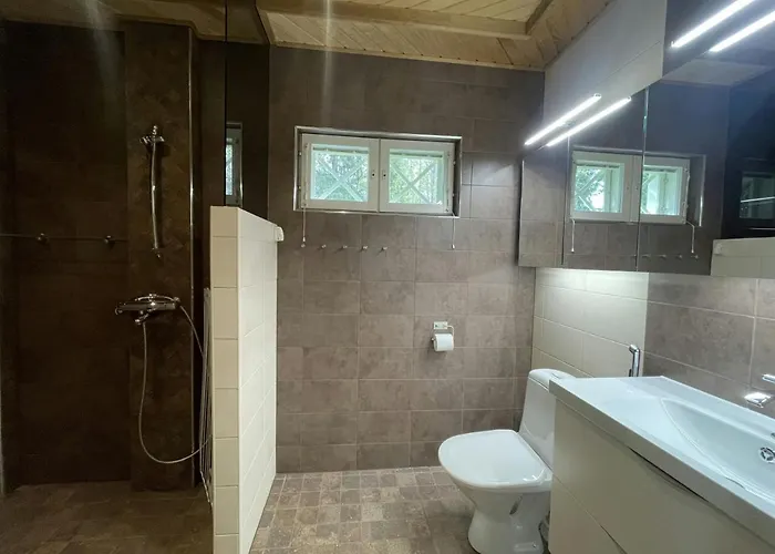 Spacious For 5 With Sauna